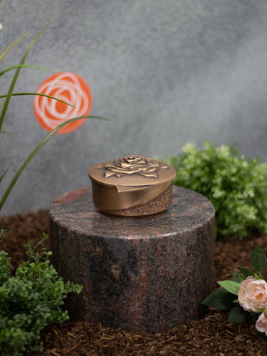 Weihkessel / Weihwasserbecken Bronze rund mit Blumenmotiv